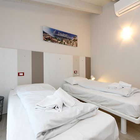 Gardaliva 2 Villa Manerba del Garda Luaran gambar