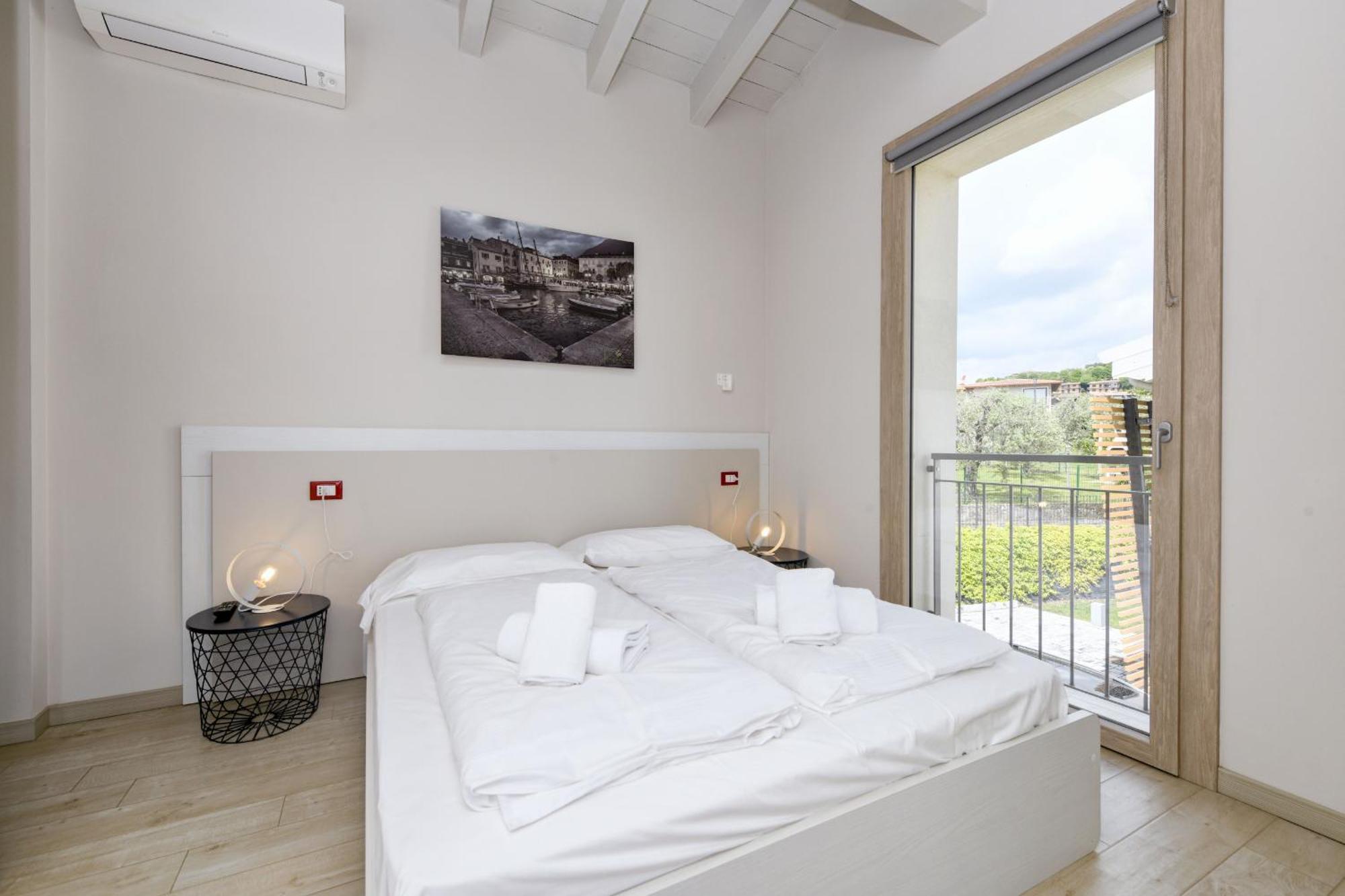 Gardaliva 2 Villa Manerba del Garda Luaran gambar